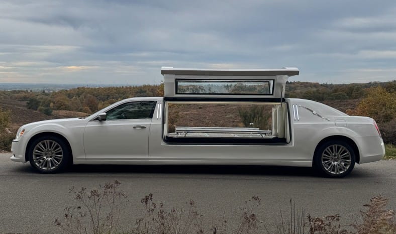 Unieke rouwlimousine